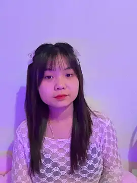 Snapshot of Maeve2k5 chatting on 12, 9, 2025 Maeve2k5 online show from 12, 9, 2025