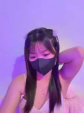 Snapshot of Maeve2k5 chatting on 15, 9, 2025 Maeve2k5 online show from 15, 9, 2025