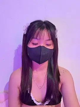 Snapshot of Maeve2k5 chatting on 22, 9, 2025 Maeve2k5 online show from 22, 9, 2025