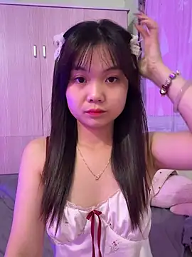 Snapshot of Maeve2k5 chatting on 6, 10, 2025 Maeve2k5 online show from 6, 10, 2025