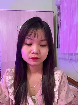 Snapshot of Maeve2k5 chatting on 9, 10, 2025 Maeve2k5 online show from 9, 10, 2025