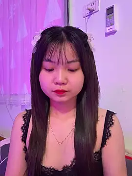 Snapshot of Maeve2k5 chatting on 31, 10, 2025 Maeve2k5 online show from 31, 10, 2025