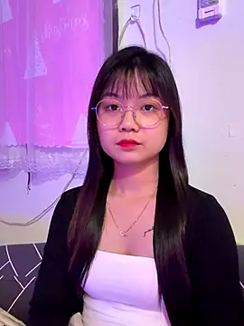 Snapshot of Maeve2k5 chatting on 1, 11, 2025 Maeve2k5 online show from 1, 11, 2025