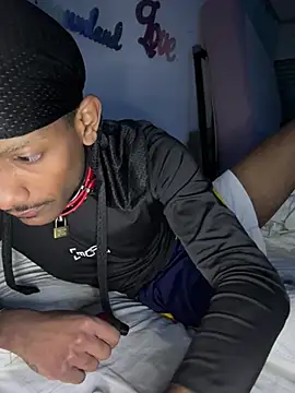 Snapshot of esteraulxxx chatting on 9, 12, 2024 esteraulxxx online show from 9, 12, 2024