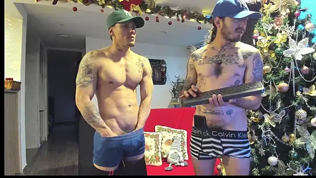 Snapshot of MARCELOANDLUCIAN chatting on 1, 12, 2025 MARCELOANDLUCIAN online show from 1, 12, 2025