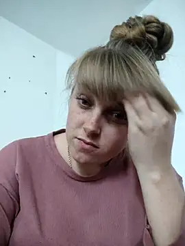 CoddessCrystal online show from 6, 10, 2025