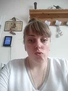 CoddessCrystal online show from 15, 6, 2026