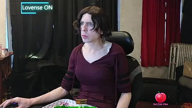 Snapshot of april_show_her chatting on 10, 3, 2026 april show her online show from 10, 3, 2026