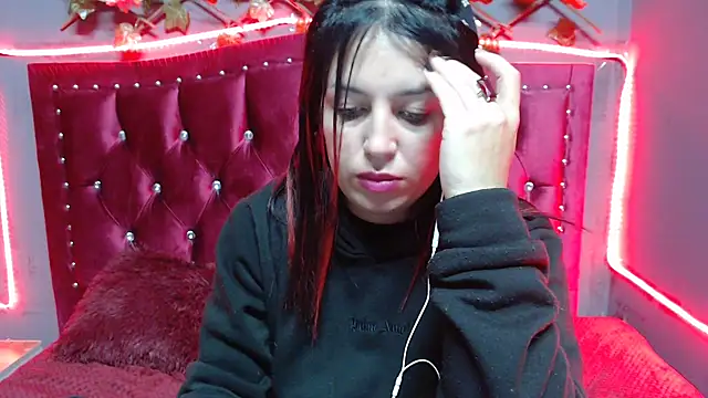 Snapshot of Melani_cute02 chatting on 29, 1, 2025 Melani cute02 online show from 29, 1, 2025