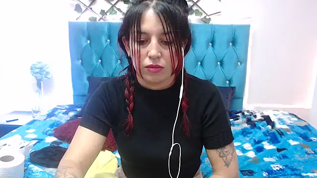 Snapshot of Melani_cute02 chatting on 14, 2, 2025 Melani cute02 online show from 14, 2, 2025