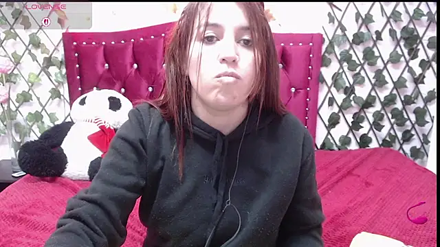 Snapshot of Melani_cute02 chatting on 18, 3, 2025 Melani cute02 online show from 18, 3, 2025