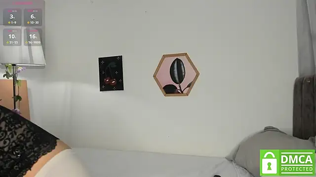 Snapshot of aleja_rythm chatting on 20, 10, 2025 aleja rythm online show from 20, 10, 2025