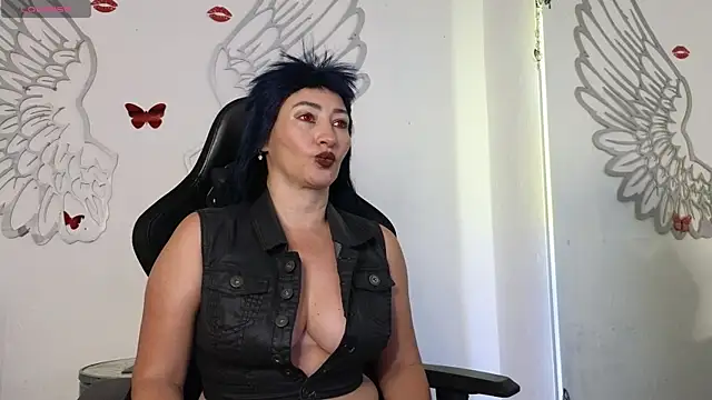 Snapshot of avatomas_02 chatting on 10, 4, 2026 avatomas 02 online show from 10, 4, 2026