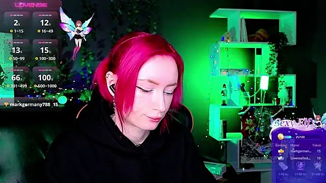 Snapshot of _HelenCarter chatting on 24, 12, 2024 HelenCarter online show from 24, 12, 2024
