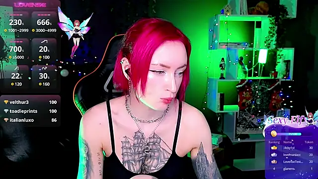 Snapshot of _HelenCarter chatting on 25, 12, 2024 HelenCarter online show from 25, 12, 2024