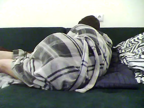 Snapshot of shufflercat chatting on 12, 4, 2026 shufflercat online show from 12, 4, 2026