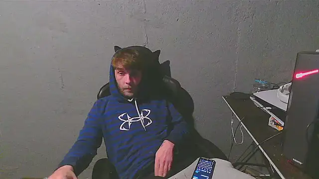 Snapshot of Superoz77 chatting on 11, 1, 2025 Superoz77 online show from 11, 1, 2025