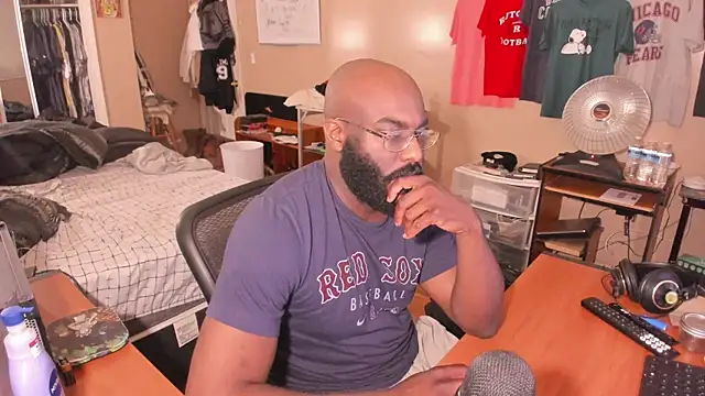 Snapshot of MrChuckDailyXXX chatting on 22, 11, 2025 MrChuckDailyXXX online show from 22, 11, 2025