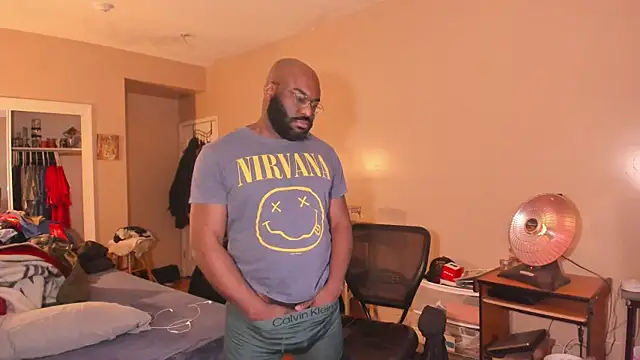 Snapshot of MrChuckDailyXXX chatting on 5, 2, 2026 MrChuckDailyXXX online show from 5, 2, 2026