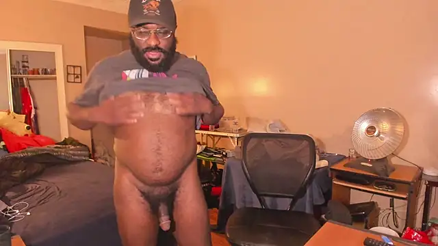 Snapshot of MrChuckDailyXXX chatting on 27, 4, 2026 MrChuckDailyXXX online show from 27, 4, 2026