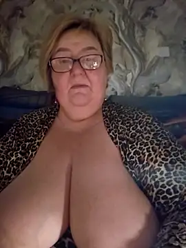 Snapshot of Awn290668 chatting on 4, 2, 2026 Awn290668 online show from 4, 2, 2026