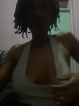 Snapshot of Tee_babygirl1 chatting on 4, 1, 2025 Tee babygirl1 online show from 4, 1, 2025