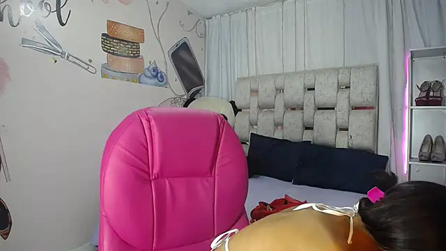 EMMA SWEETT1 online show from 6, 10, 2025