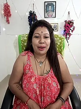 Snapshot of YOUR_LOVELY-40 chatting on 31, 3, 2026 YOUR LOVELY-40 online show from 31, 3, 2026