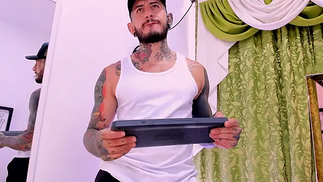 dilan scootk  online show from 29, 11, 2025