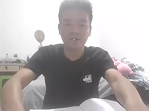 Snapshot of kisstoyousoon2024 chatting on 13, 10, 2025 kisstoyousoon2024 online show from 13, 10, 2025