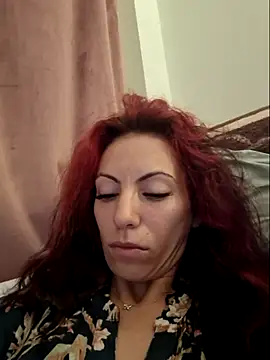 Emmatoo online show from 5, 10, 2025