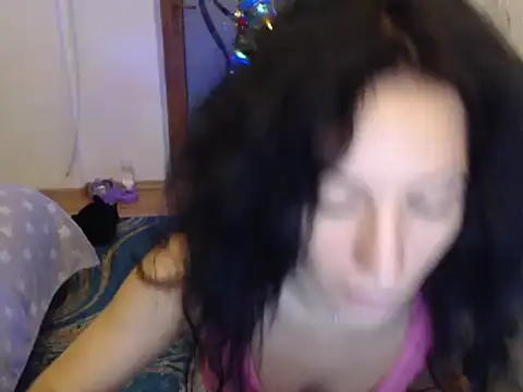 Emmatoo online show from 16, 12, 2025