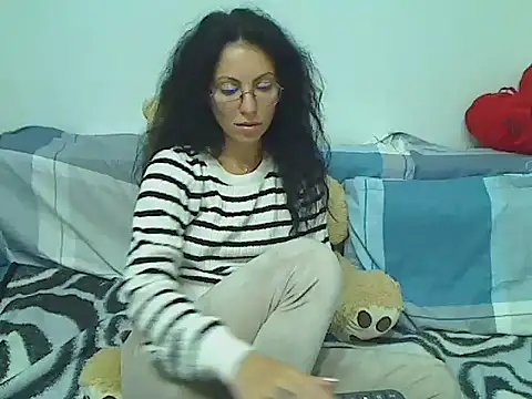 Emmatoo online show from 9, 4, 2026