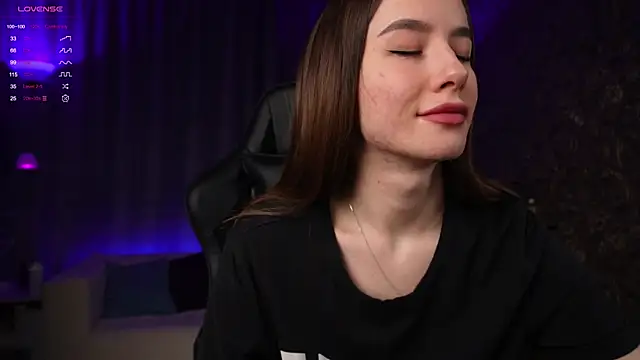 Amely Young online show from 28, 2, 2025