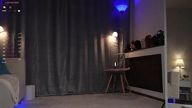 Amely Young online show from 15, 9, 2025