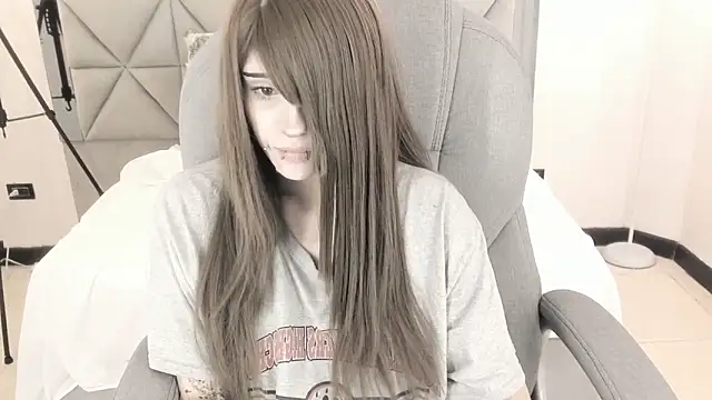Snapshot of celestica_rose chatting on 1, 4, 2026 celestica rose online show from 1, 4, 2026