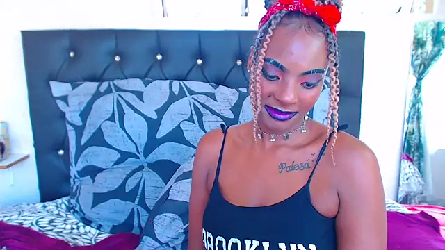 Snapshot of SAVAGExBOO chatting on 13, 12, 2024 SAVAGExBOO online show from 13, 12, 2024