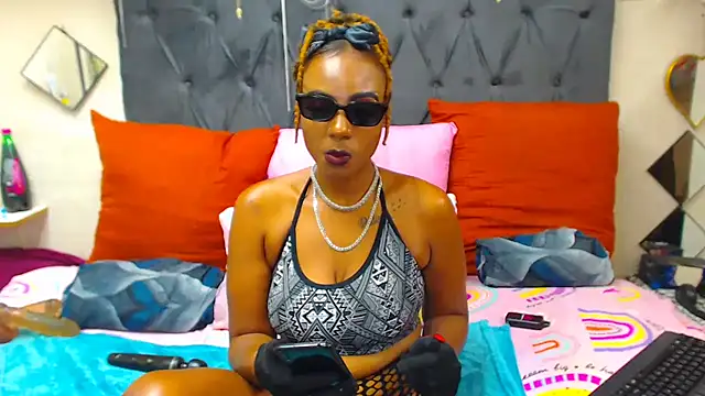 Snapshot of SAVAGExBOO chatting on 22, 3, 2025 SAVAGExBOO online show from 22, 3, 2025