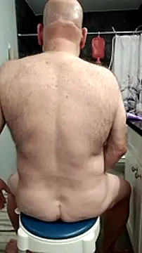 Snapshot of lou63ponce chatting on 19, 1, 2025 lou63ponce online show from 19, 1, 2025