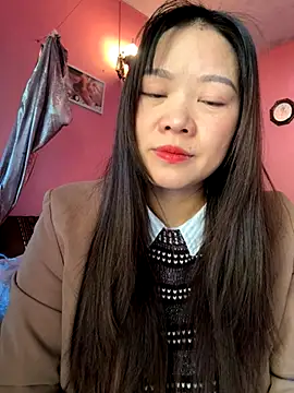 Hellen 111 online show from 23, 11, 2025