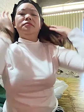 Hellen 111 online show from 28, 11, 2025