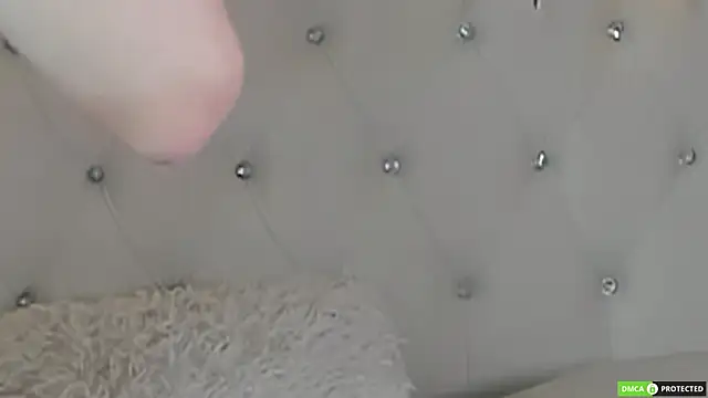 Snapshot of Joy_Barker chatting on 14, 12, 2025 Joy Barker online show from 14, 12, 2025