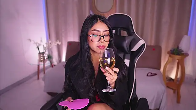 Sara albrecht online show from 14, 2, 2025