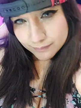 ItsNaiixa online show from 16, 2, 2025