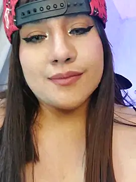 ItsNaiixa online show from 1, 3, 2025