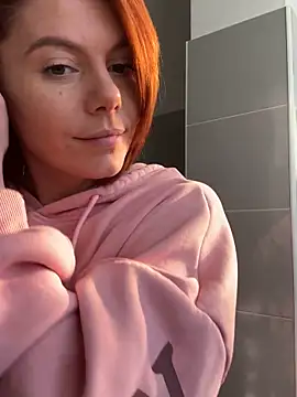 Snapshot of tanyagrey chatting on 6, 2, 2025 tanyagrey online show from 6, 2, 2025