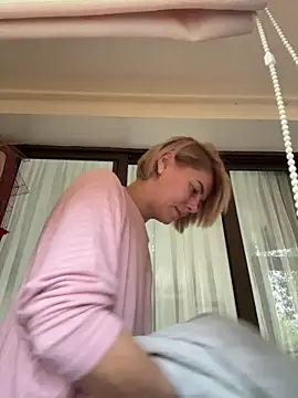 tanyagrey online show from 4, 11, 2025