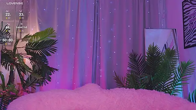 Snapshot of Mia__Peach chatting on 10, 3, 2025 Mia Peach online show from 10, 3, 2025