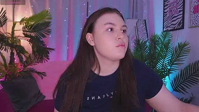 Snapshot of Mia__Peach chatting on 11, 3, 2025 Mia Peach online show from 11, 3, 2025