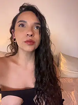 Snapshot of ThaliaRivera_ chatting on 24, 3, 2026 ThaliaRivera online show from 24, 3, 2026